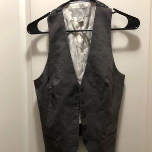 Gray and black vest